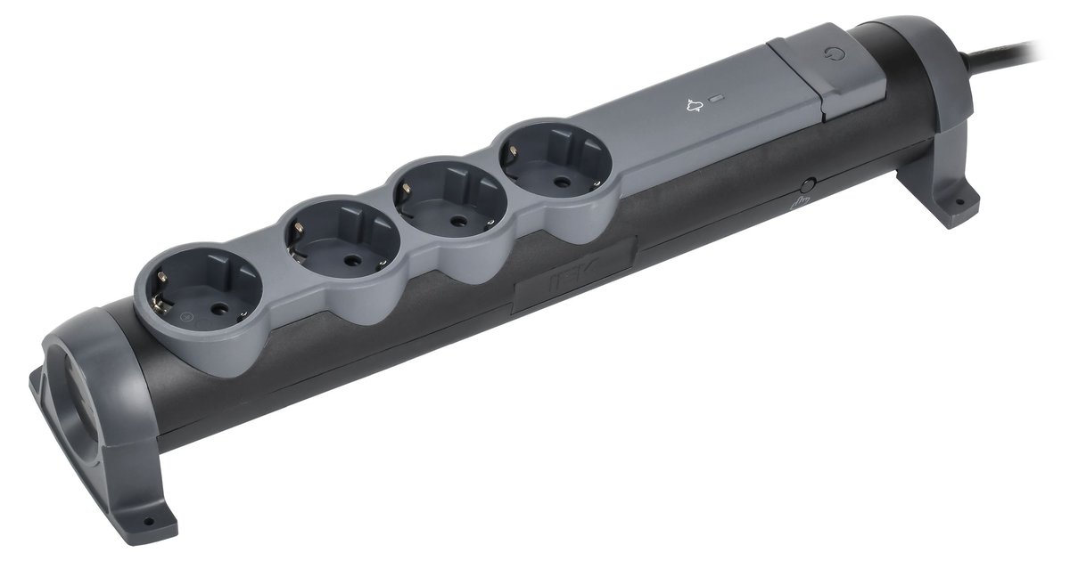 Фильтр сетевой IEK COMFORT СФ-04К, 16 А, 4 розетки, 1,5 м, 3×1,5 мм², чёрный