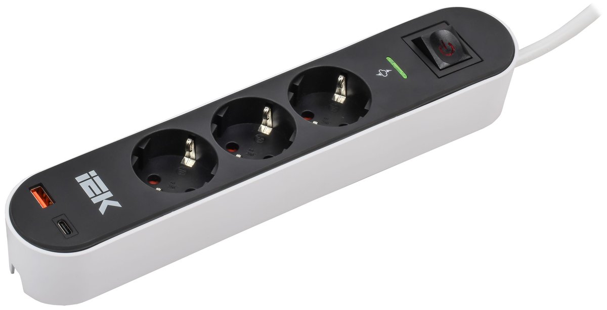 Фильтр сетевой IEK СФ-03К, 16 А, 3 розетки, USB A+C 20 Вт, кабель 1,5 м 3×1,5 мм², чёрный