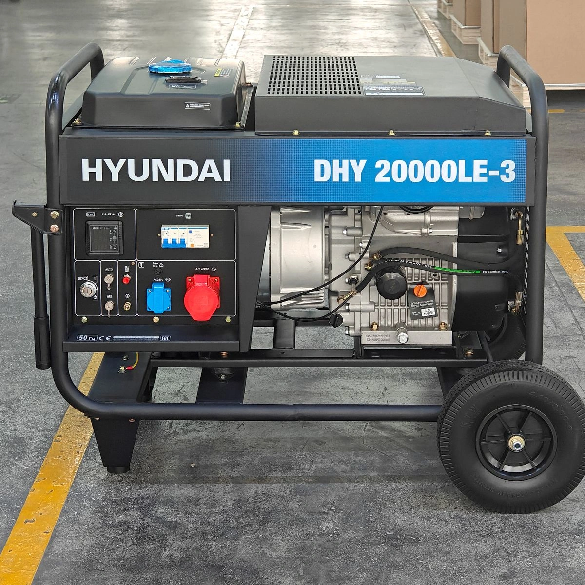 Генератор Hyundai DHY 20000LE-3, 15кВт, 380В, 4-тактный