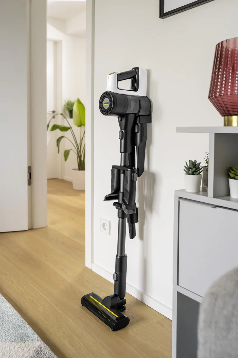 1.198-934.0 Пылесос Karcher VCS  3  черный/белый