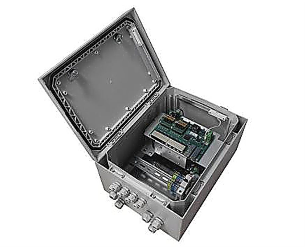 Коммутатор TFortis PSW-2G8F+Box