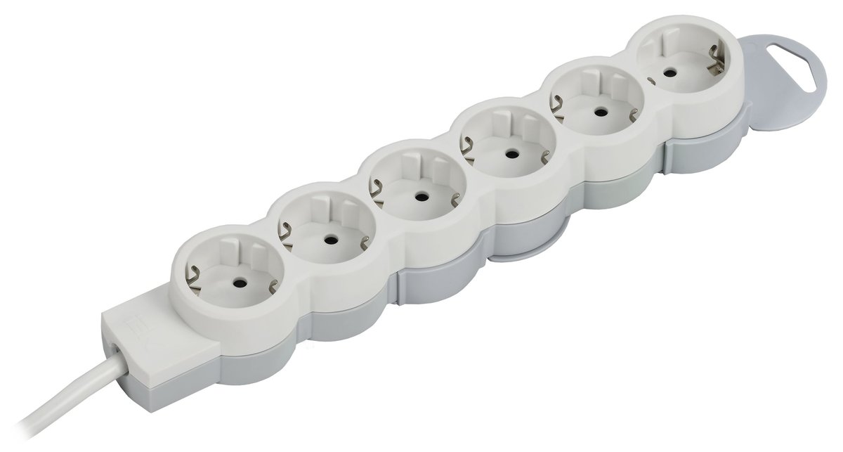 Удлинитель IEK STANDARD У06, 6 розеток 2P+PE, 3 м, 16 А
