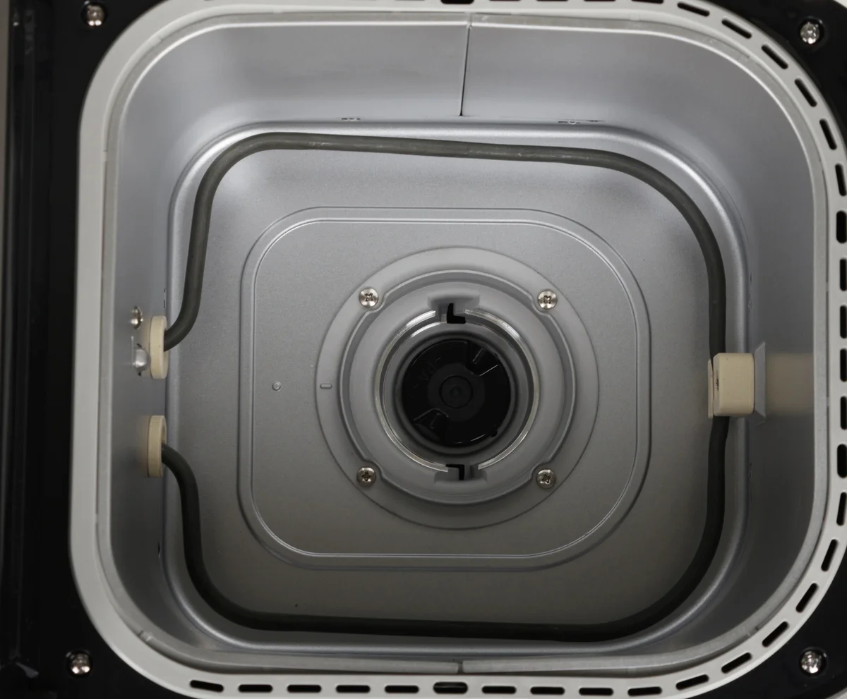 Хлебопечка Panasonic SD-ZP2000KTS, 700 Вт, 0.95 кг, 18 программ